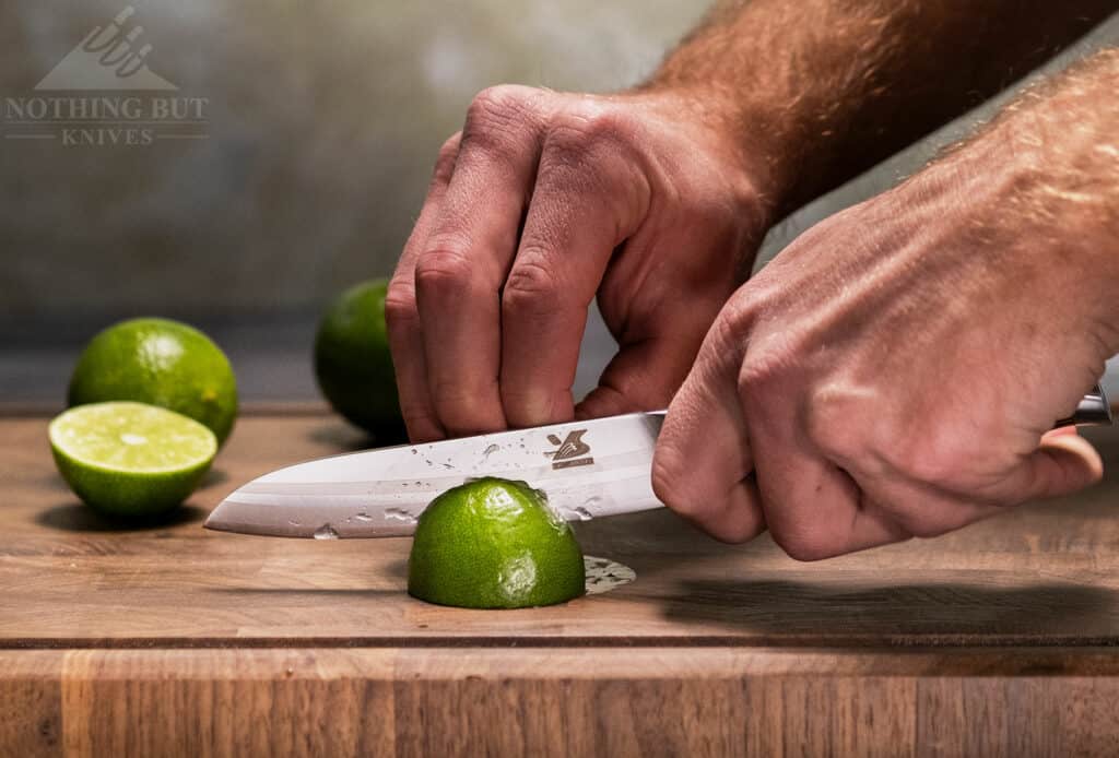 https://www.nothingbutknives.com/wp-content/uploads/2017/03/Slicing-Citrus-With-The-MSY-BigSunny-Utility-Knife-1024x694.jpg