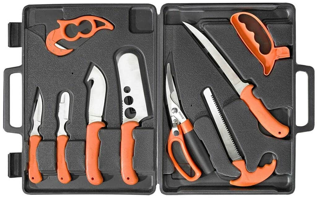 https://www.nothingbutknives.com/wp-content/uploads/2018/04/ruko-knife-set-with-case-1024x640.jpg