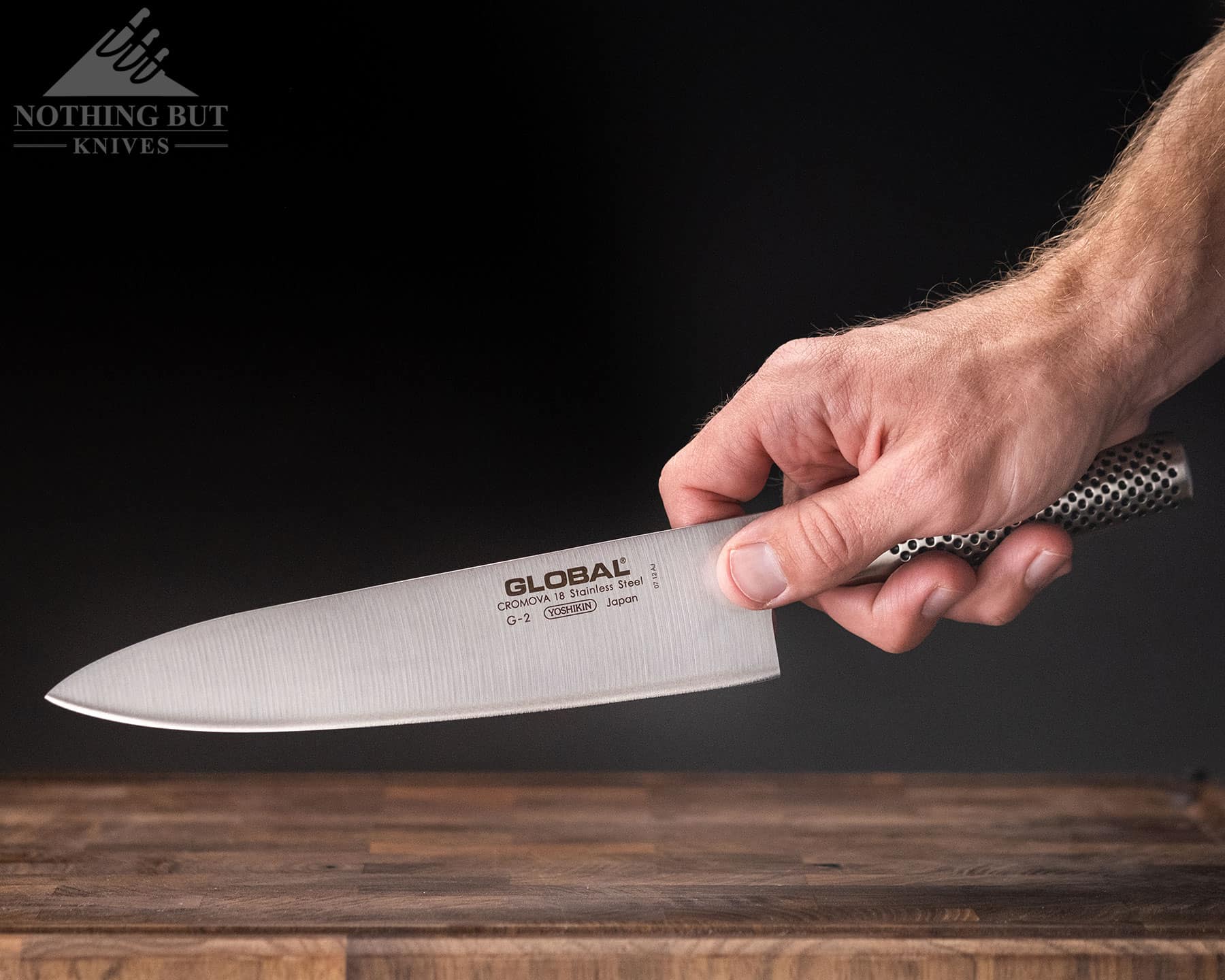 Pinch Grip On The Global G2 CHef Knife 